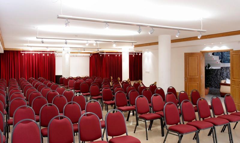 Radisson Hotel 5*